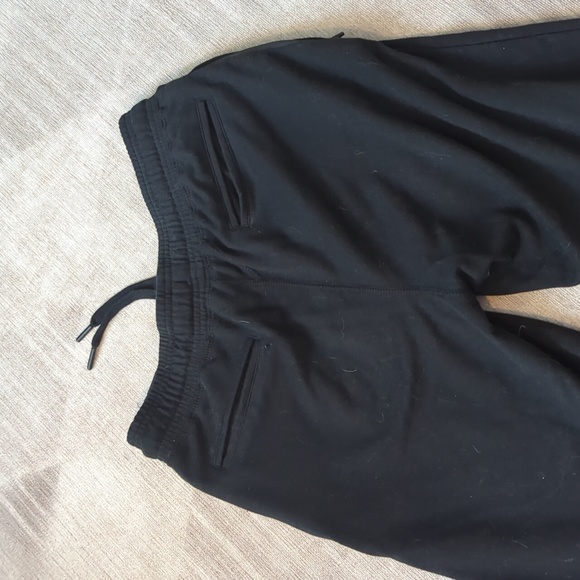 Gymshark trackpants - Picture 3 of 3
